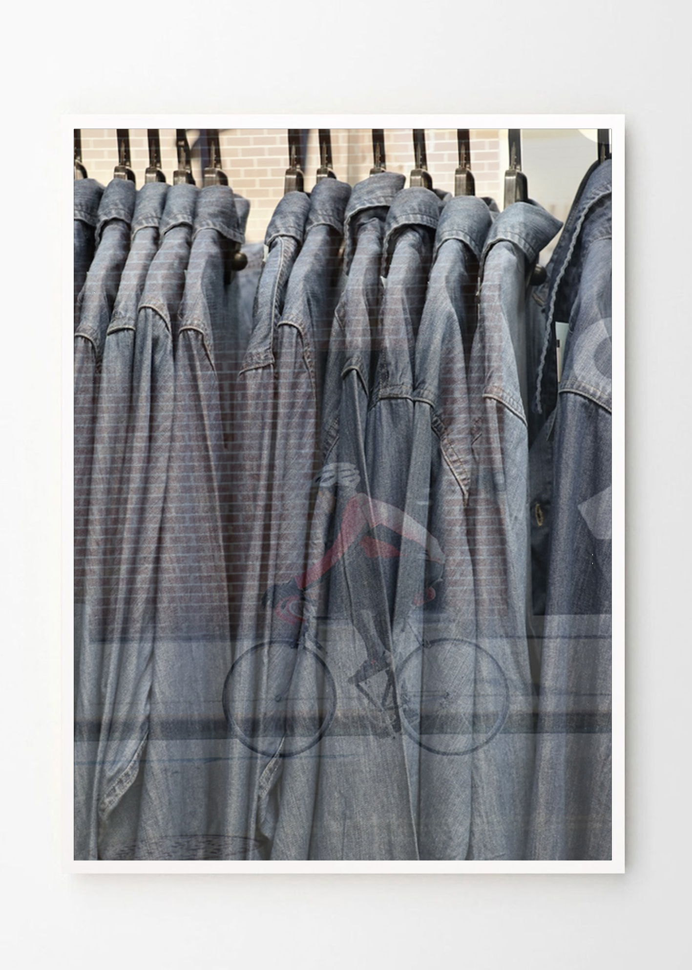 מעילים ואופניים