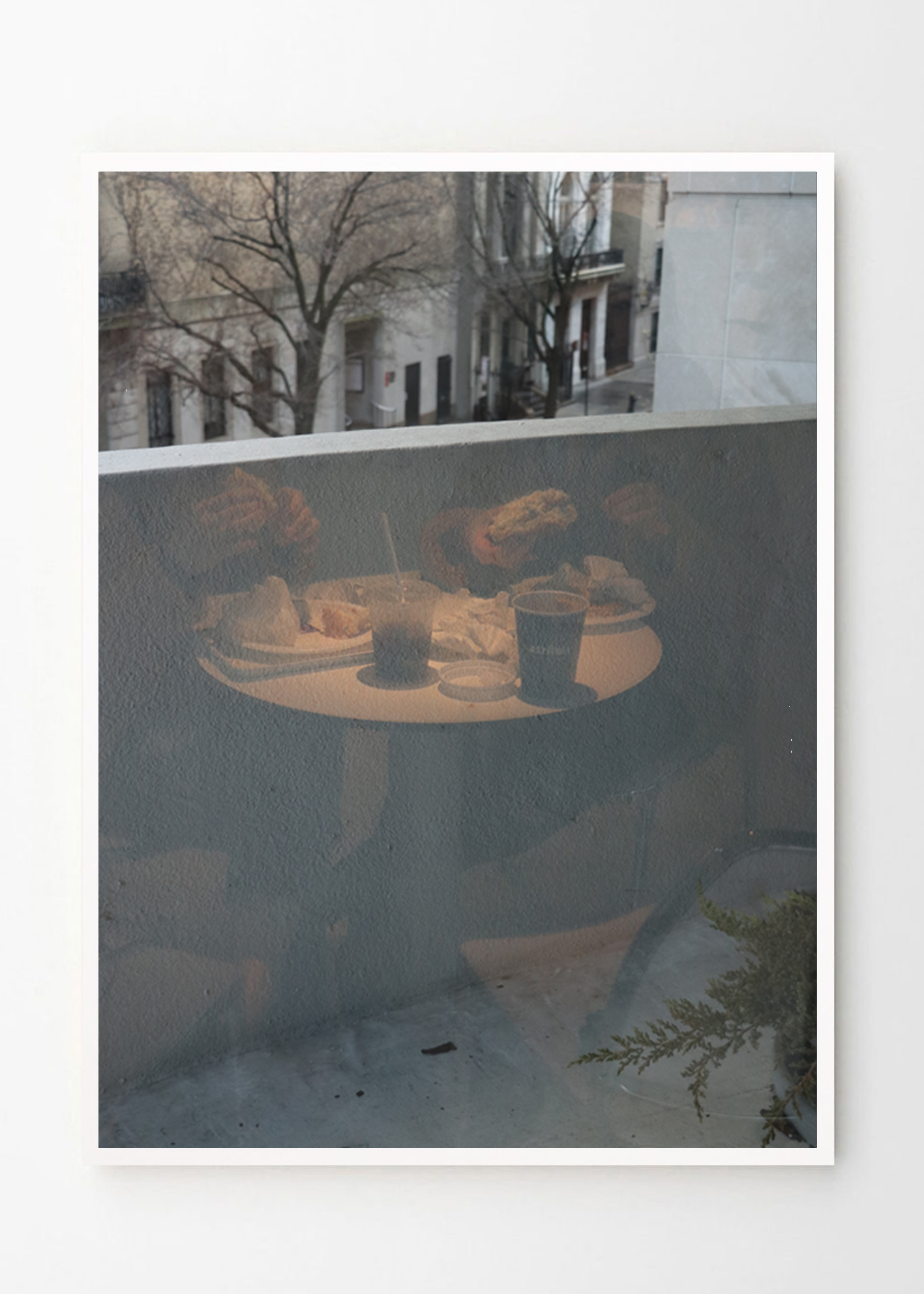 שולחן הקפיטריה במוזיאון