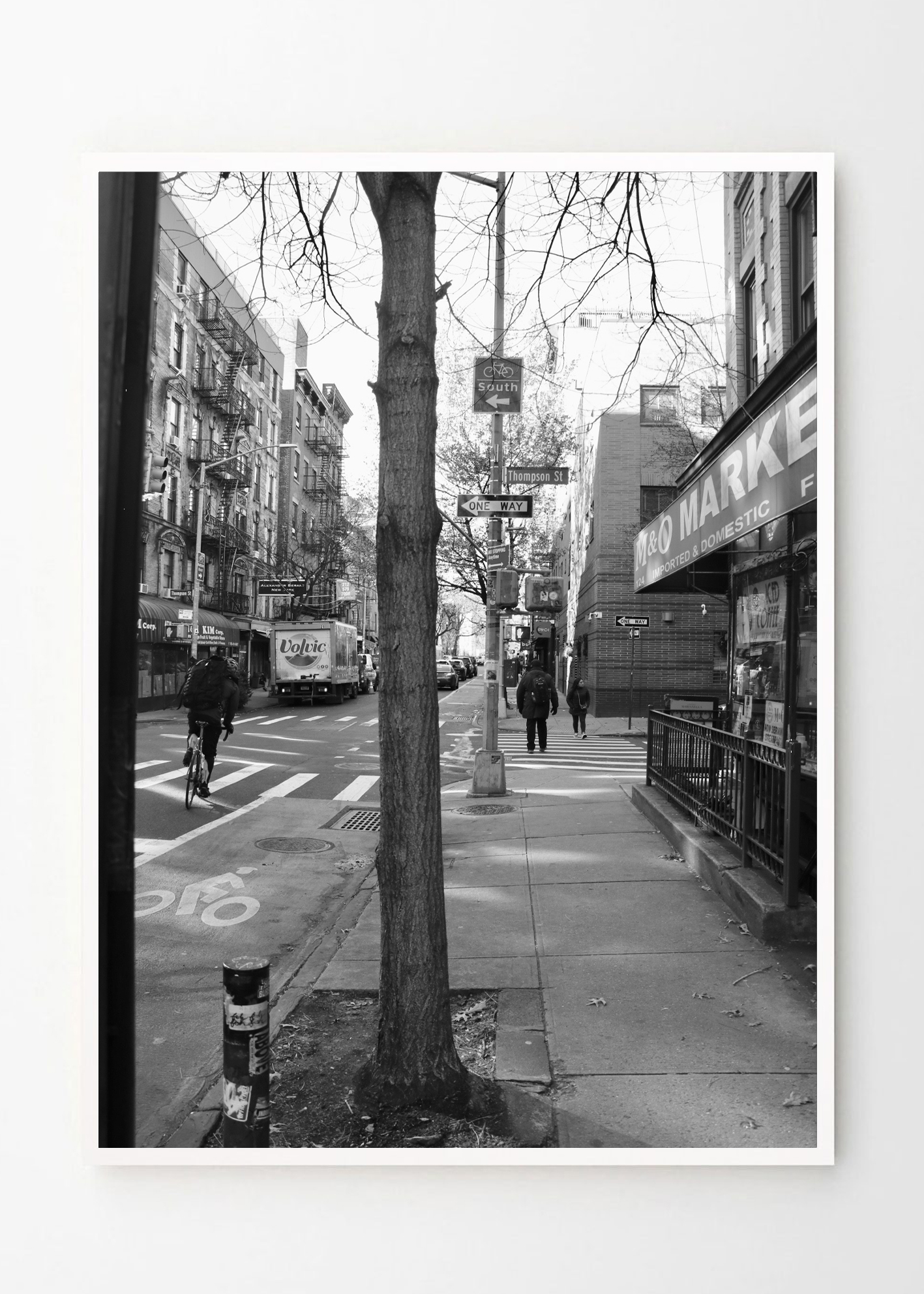 1-blackandwhite-white