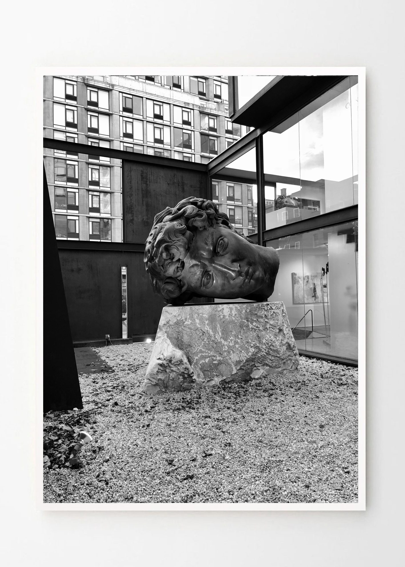 10-blackandwhite-white